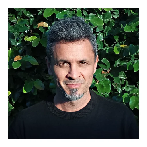 Jurado Flij_Alfredo Soderguit